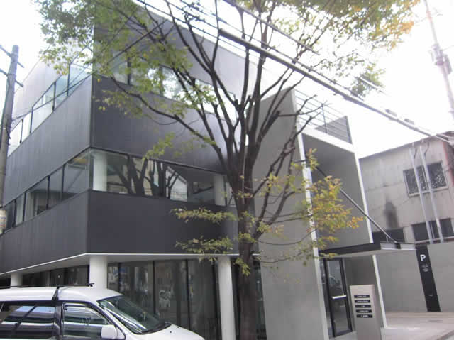 キャリアスタッフビル　大規模改修工事（施工完了）